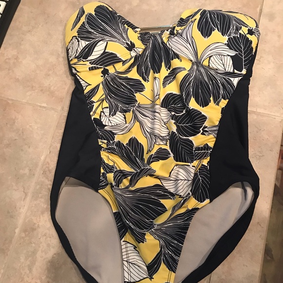 ❤️NWOT Cute Merona Swimsuit Small - Picture 1 of 5